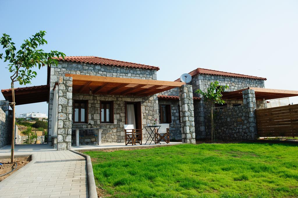 Alisahni Beachfront Villas Kiotari Exterior foto